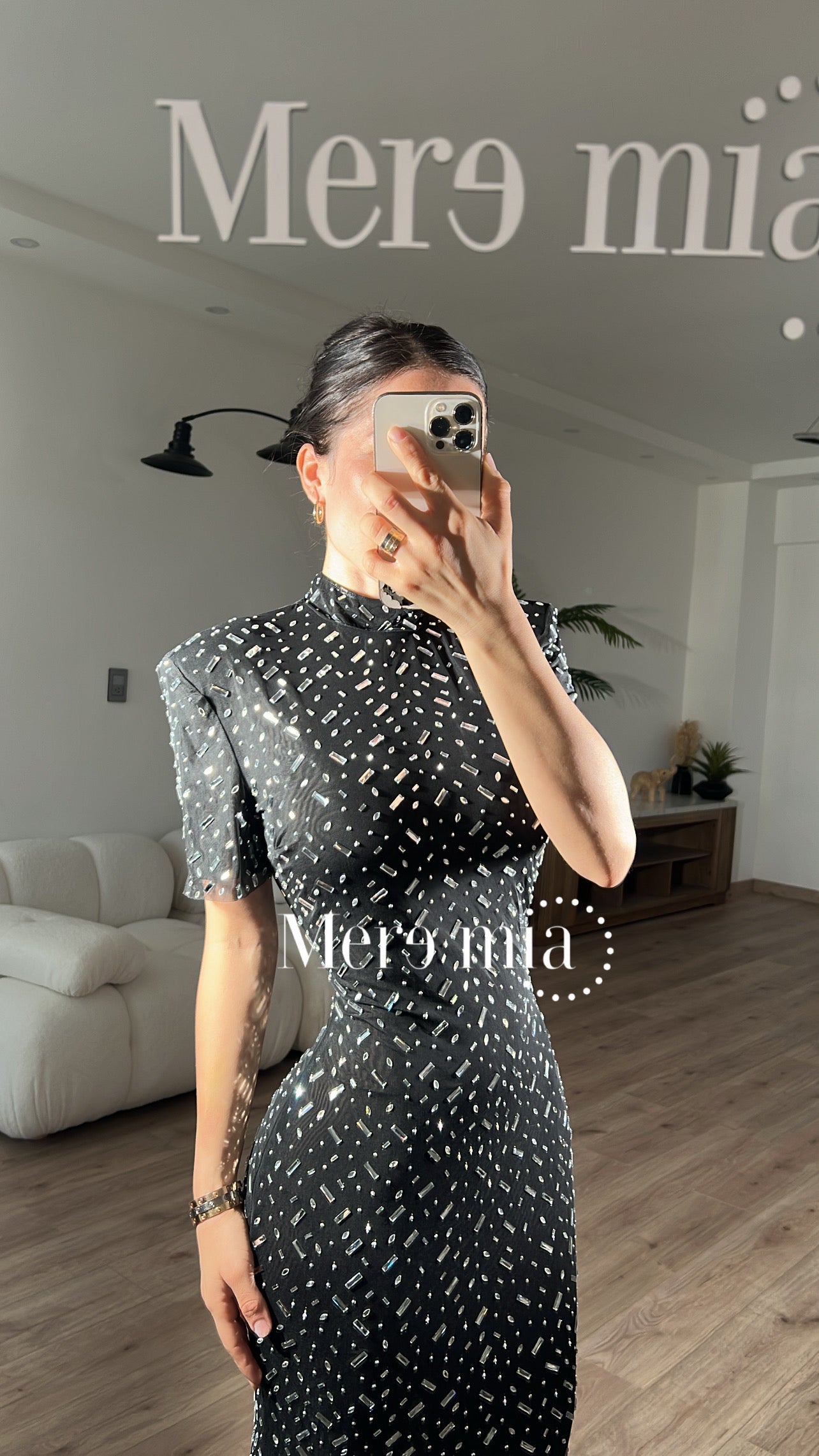 Vestido negro mc cuello