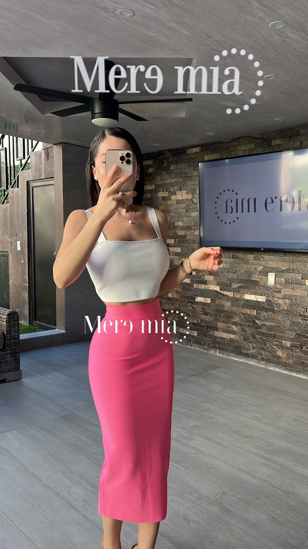 Falda rosa bar midi
