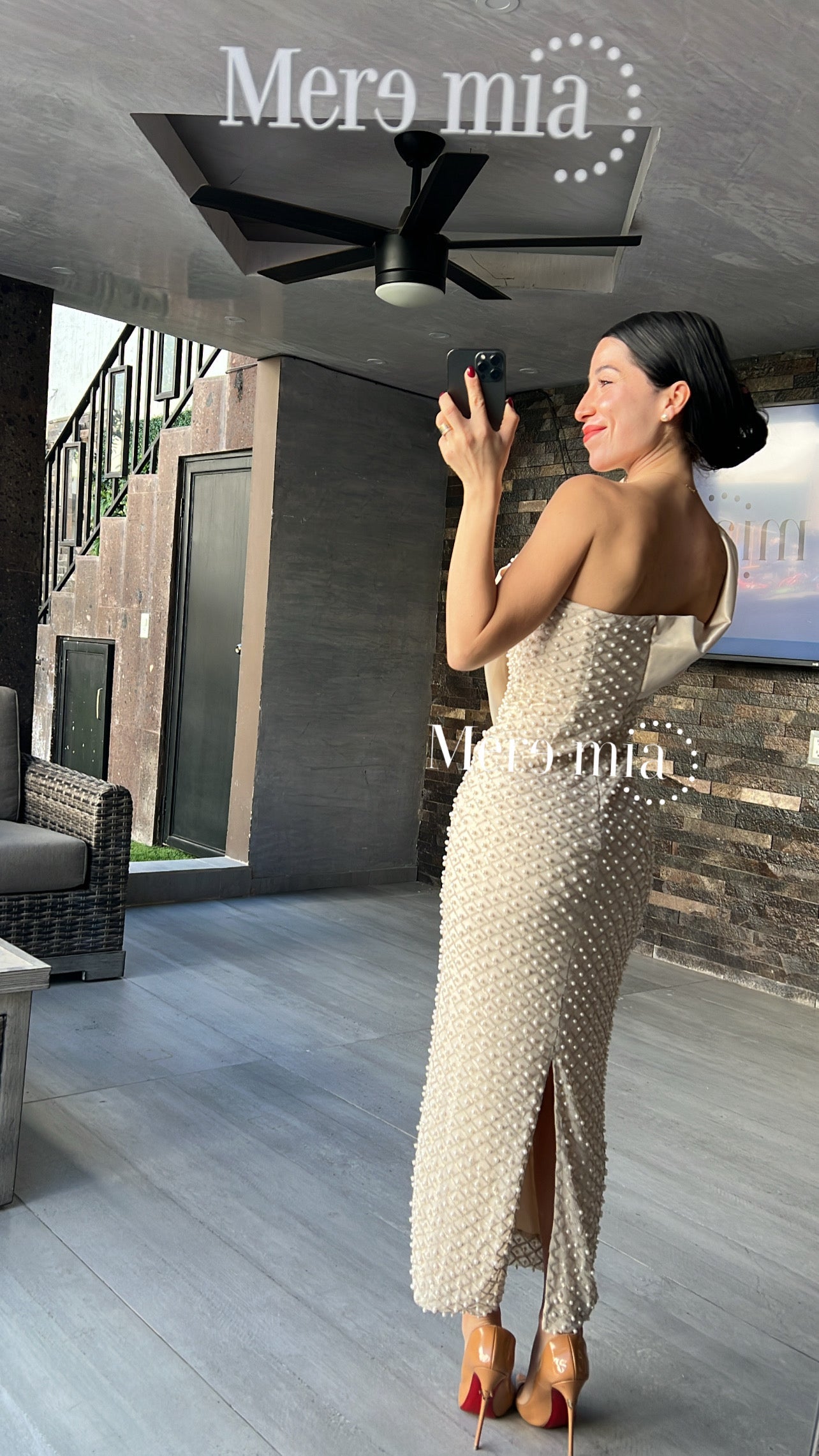 Vestido beige perlas sat