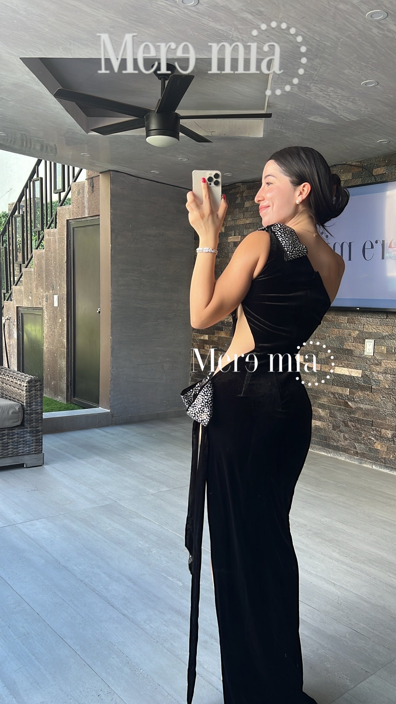 Vestido negro largo moño