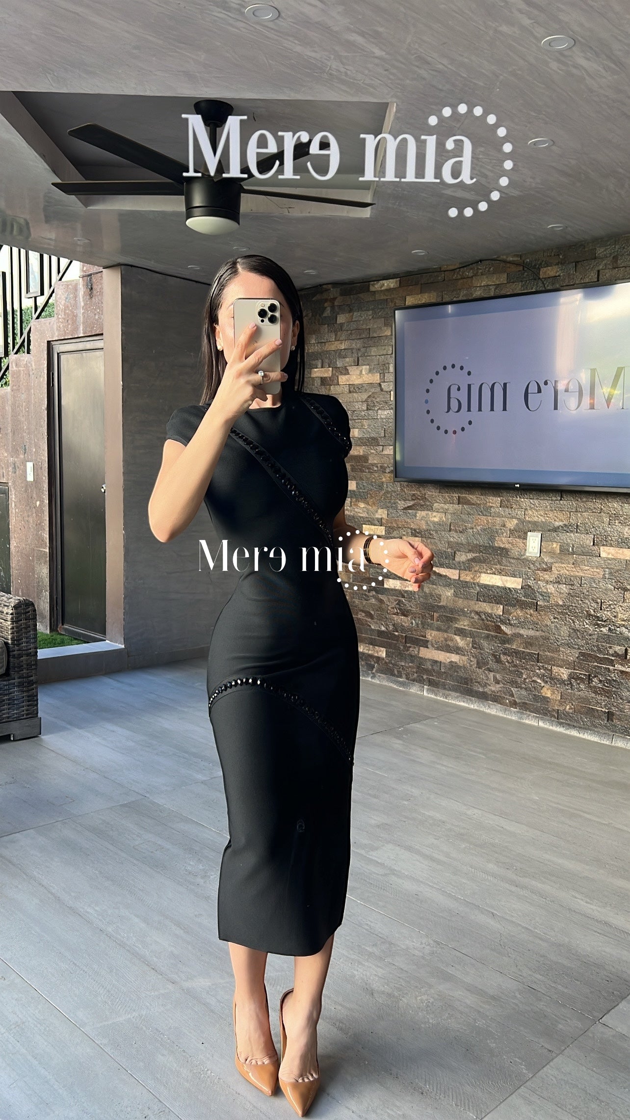 Vestido negro apl neg mc