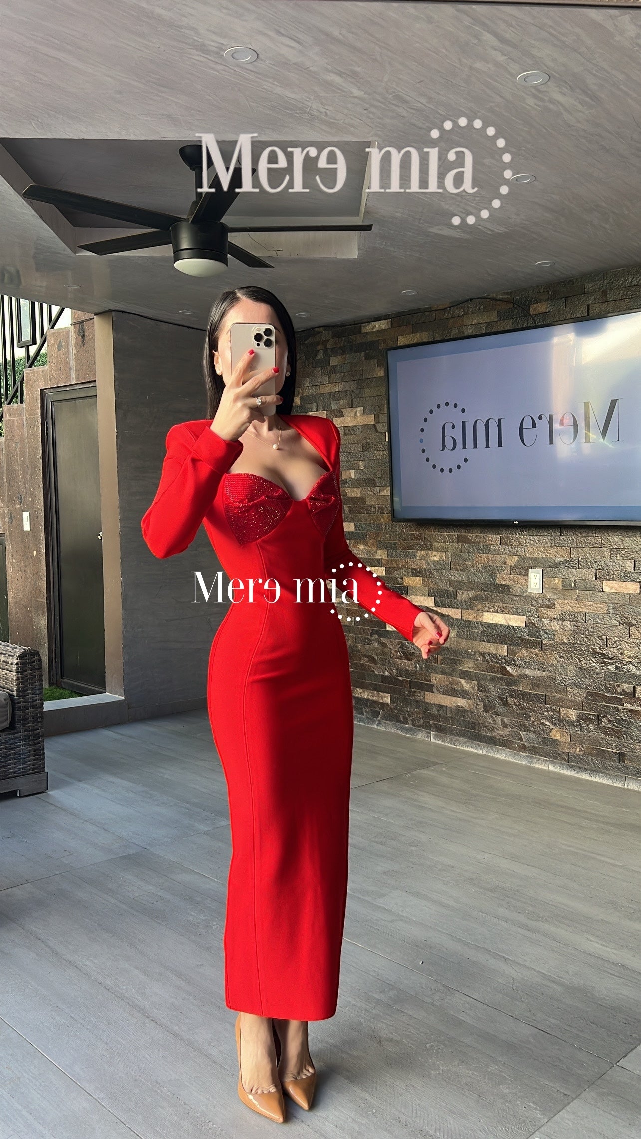 Vestido rojo brillos copa