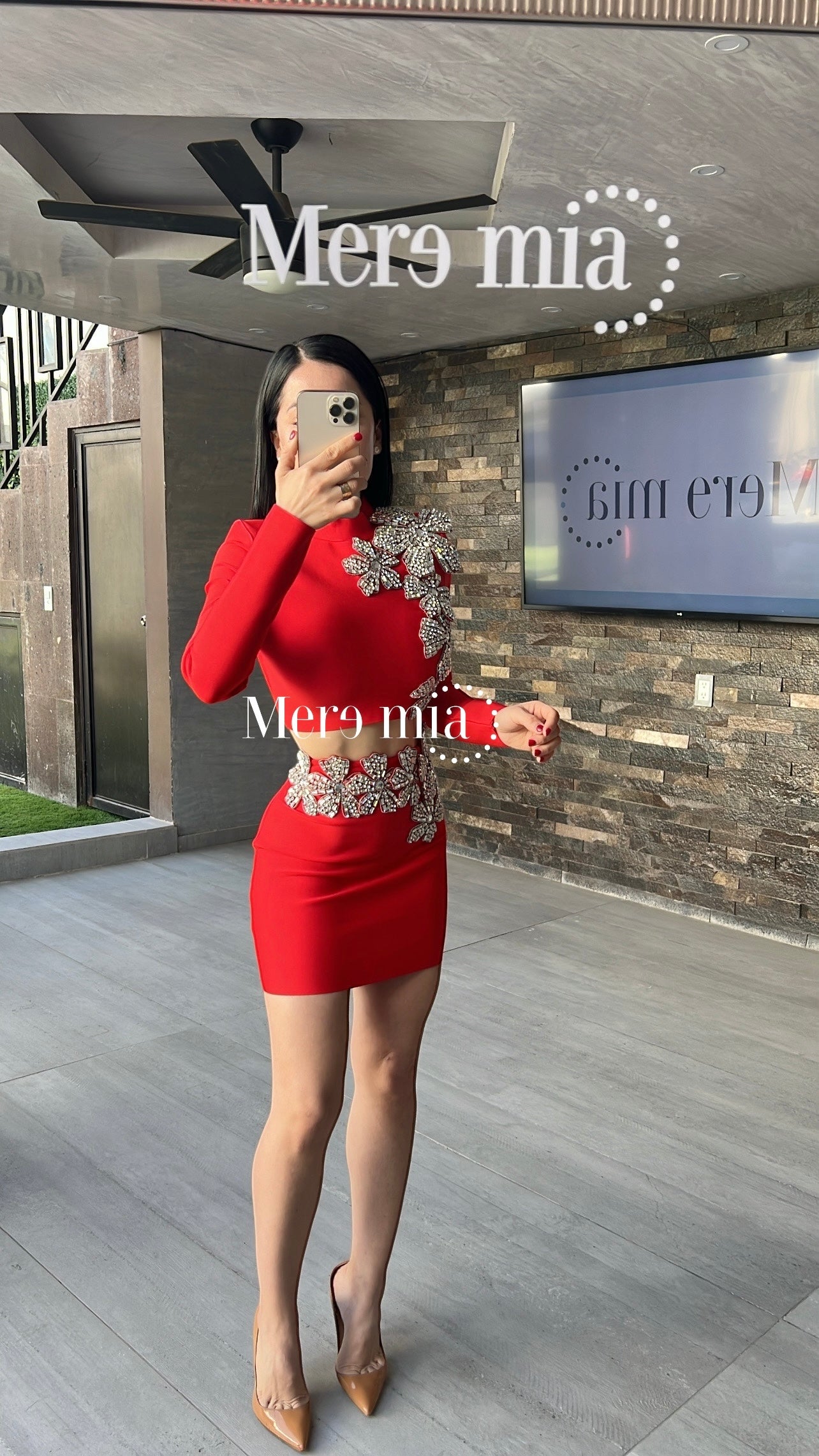 Conjunto rojo flores