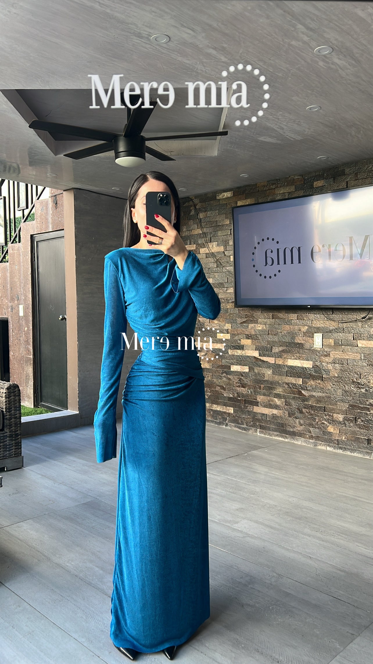 Vestido plisado hoyo