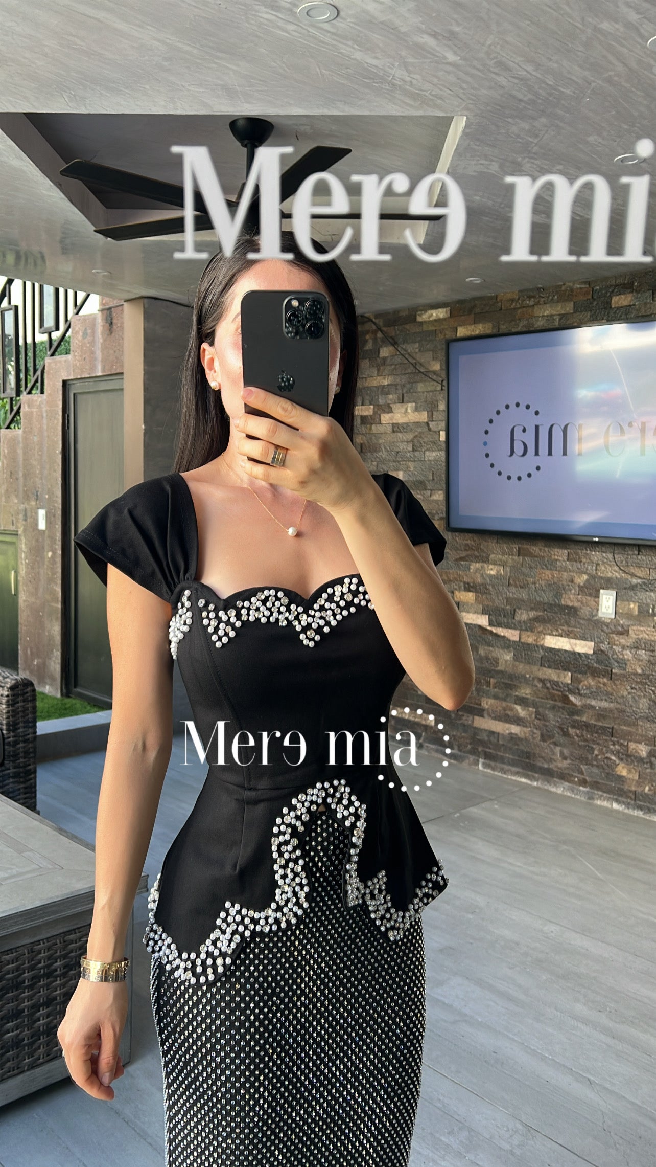 Conjunto negro puntos blusa