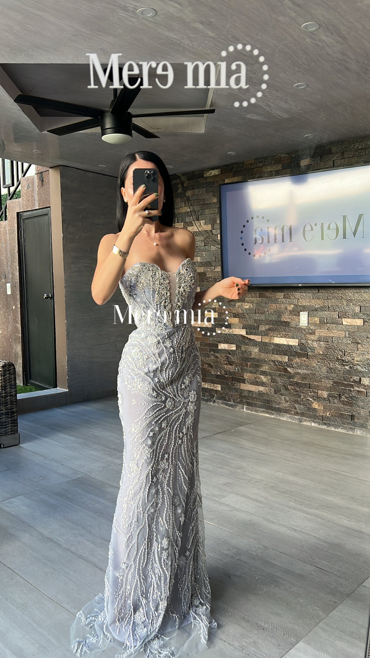 Vestido plata escote malla lent