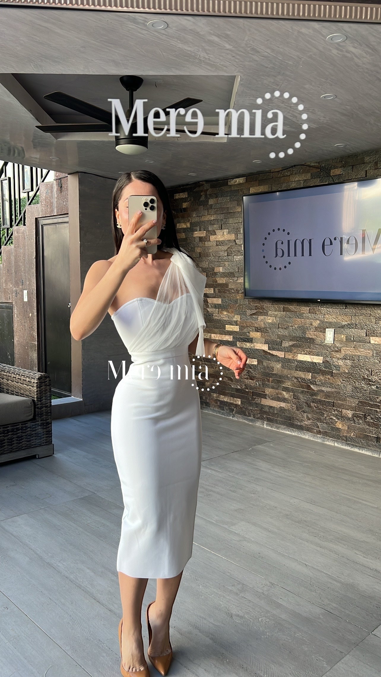 Vestido blanco hombro tul