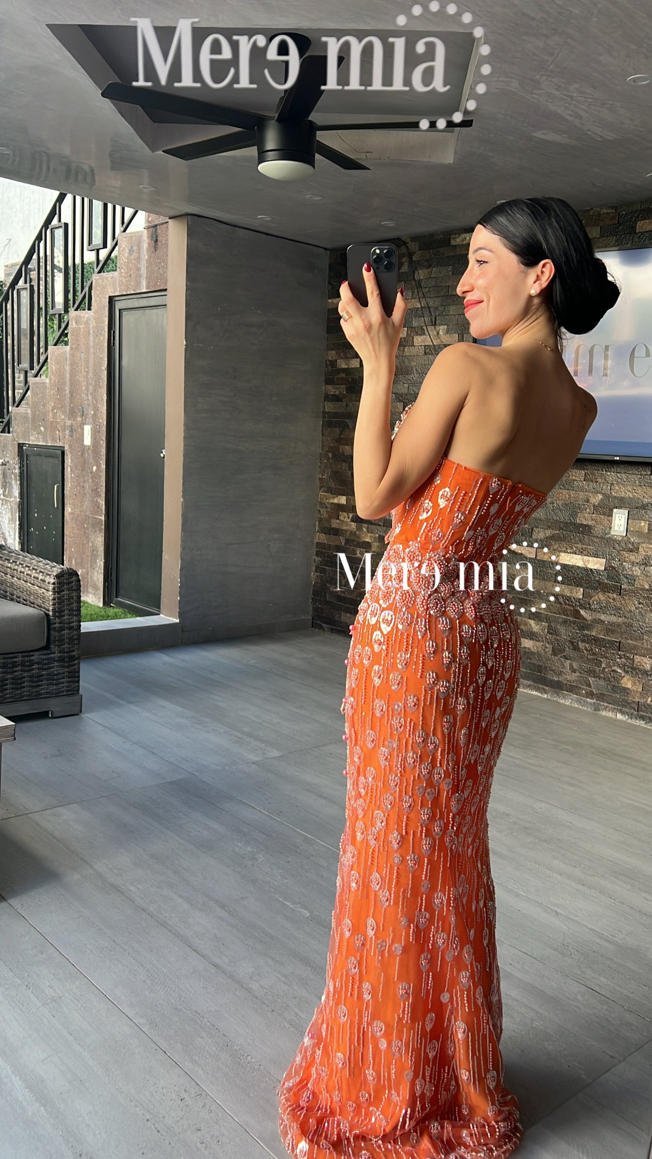 Vestido naranja gotas