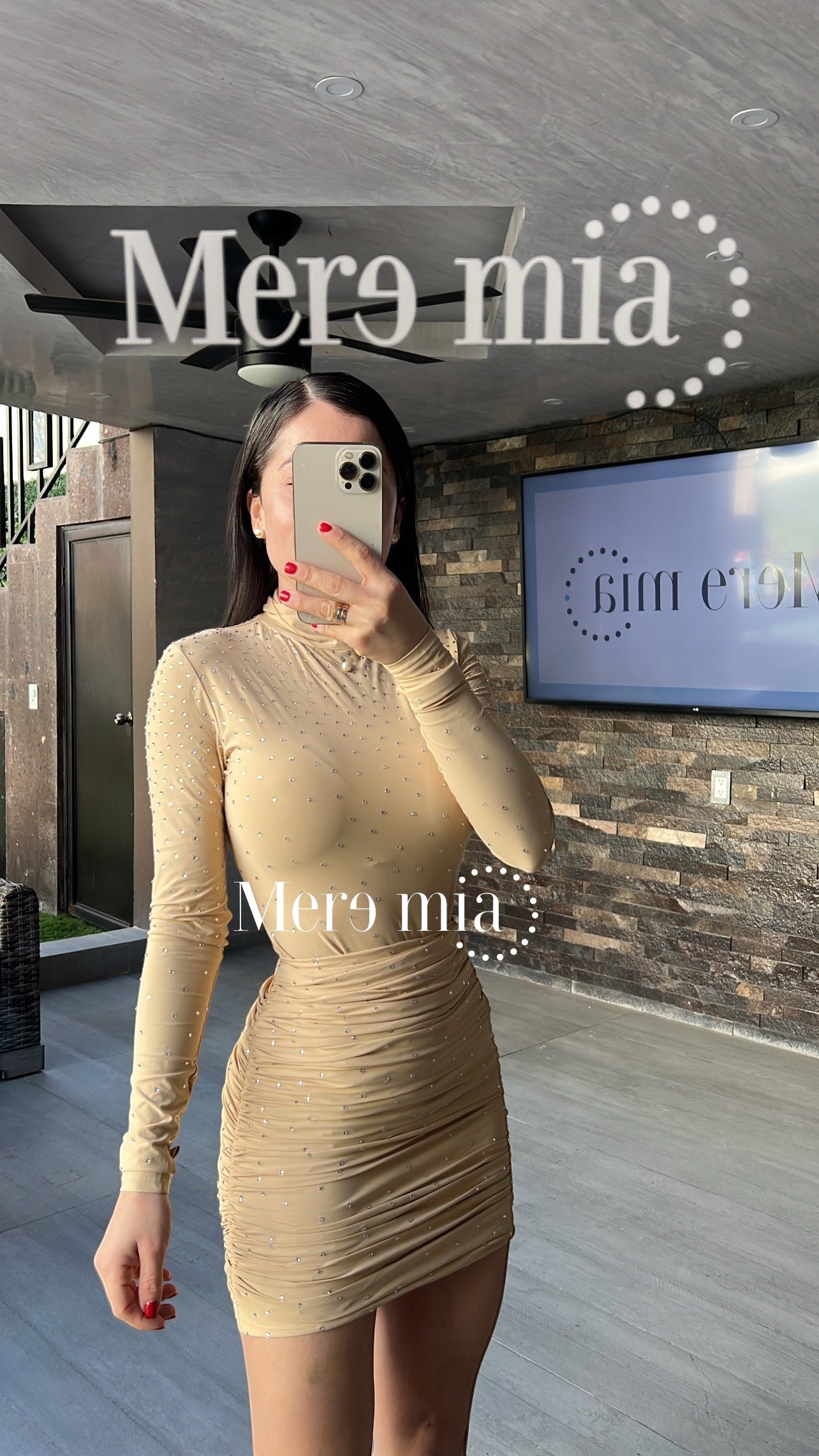 Conjunto nude puntos cuello