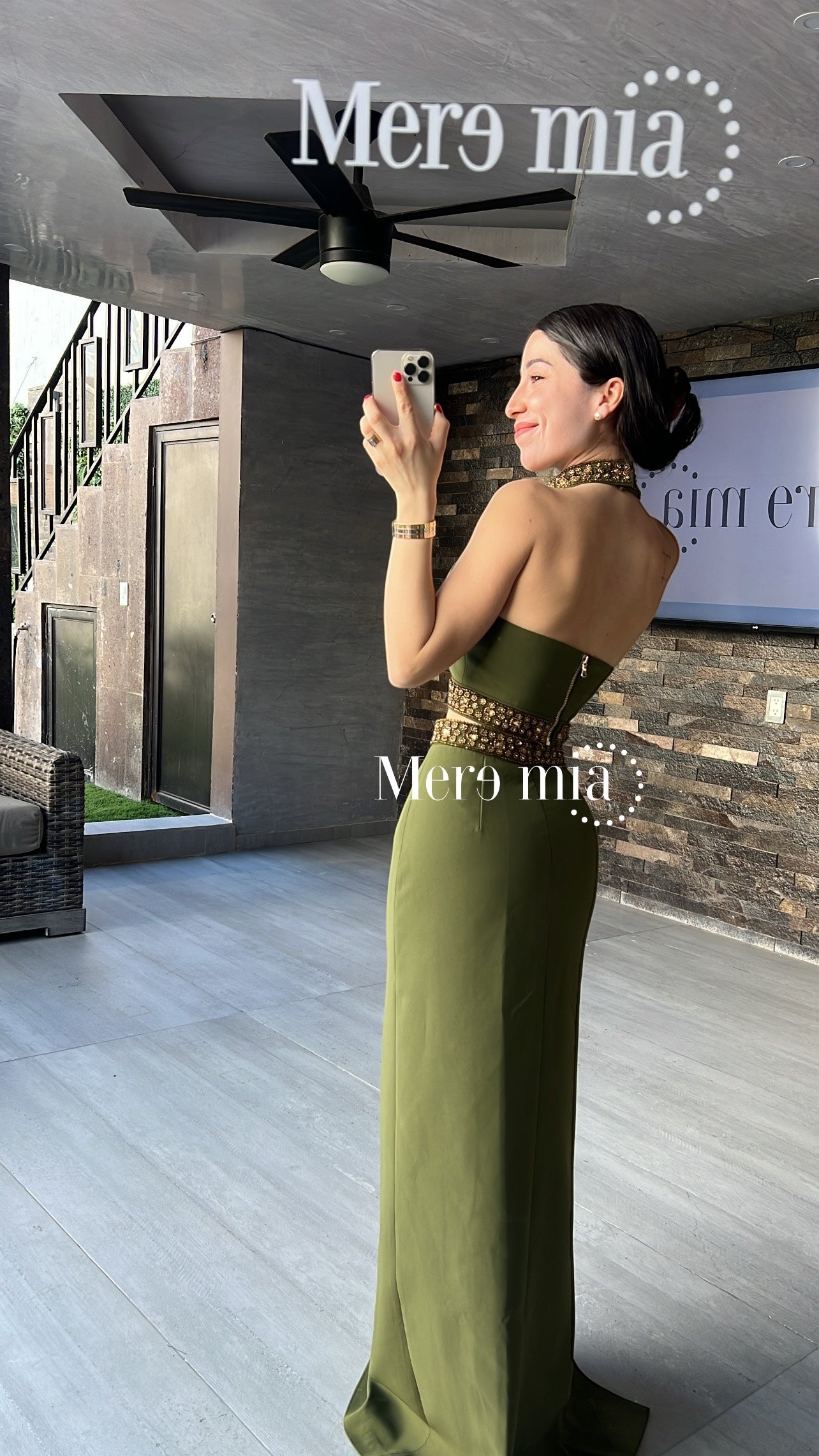 Conjunto verde cuello apl