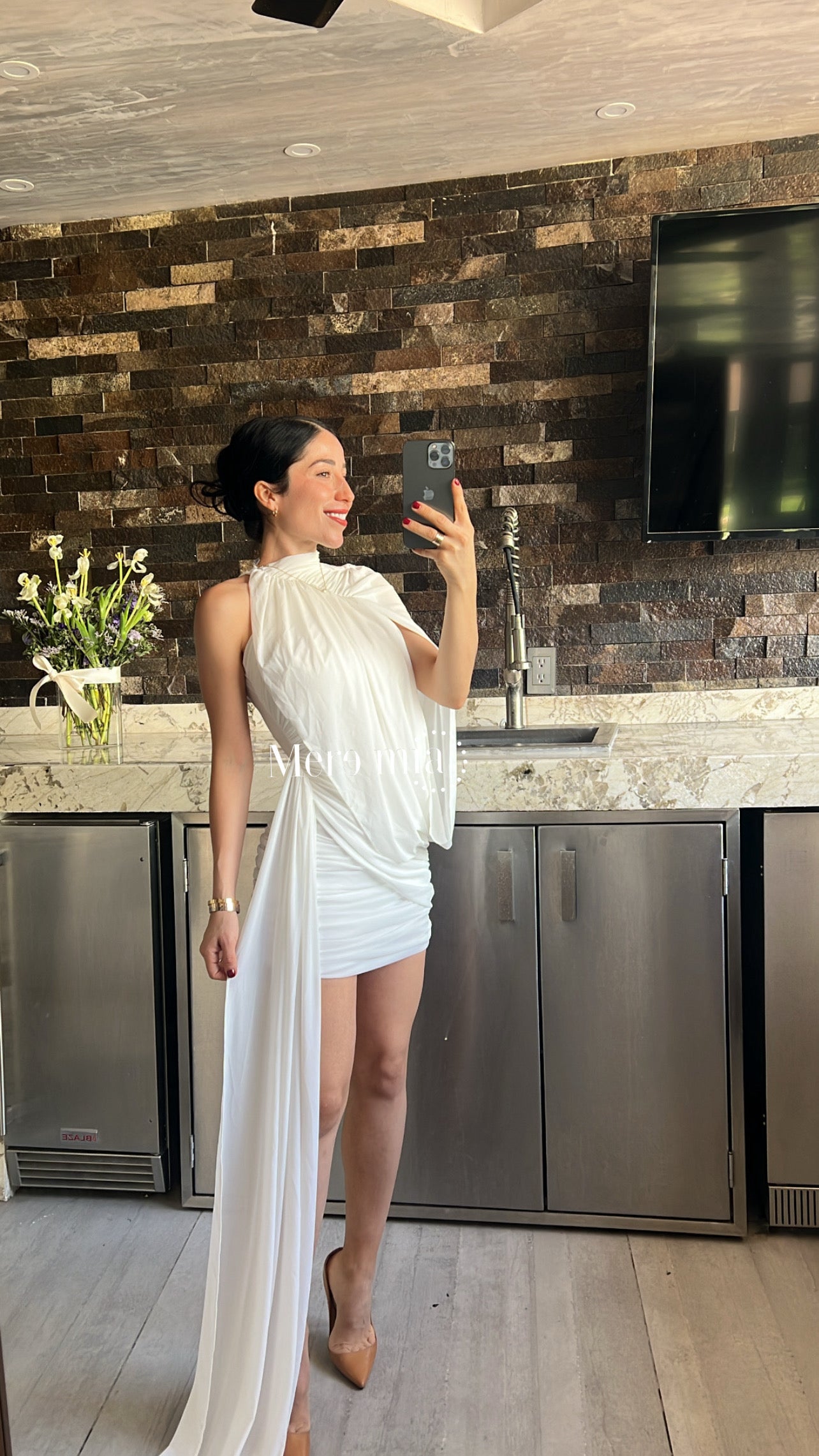 Vestido corto plisado estola