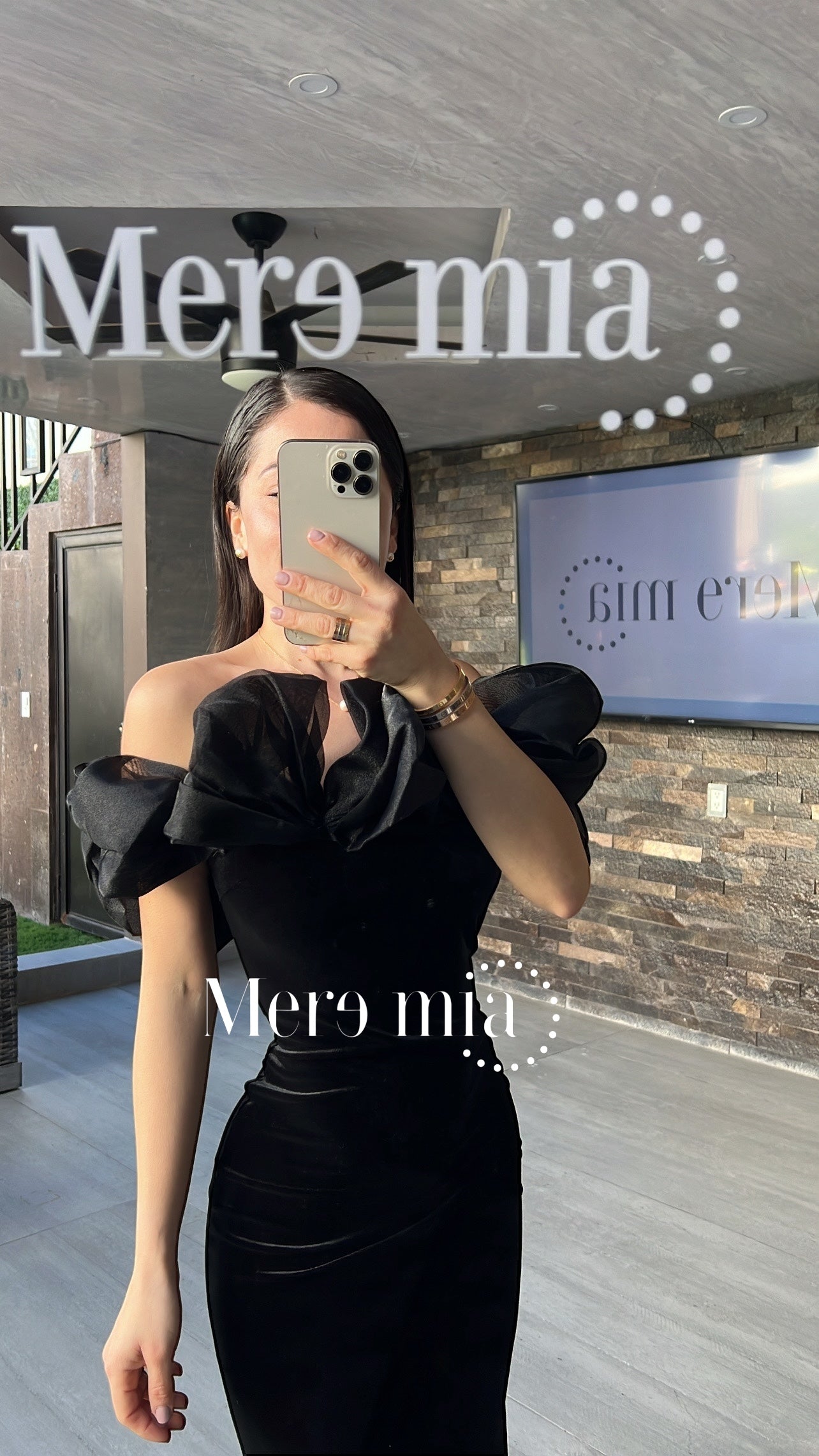 Vestido negro scrunchie tul