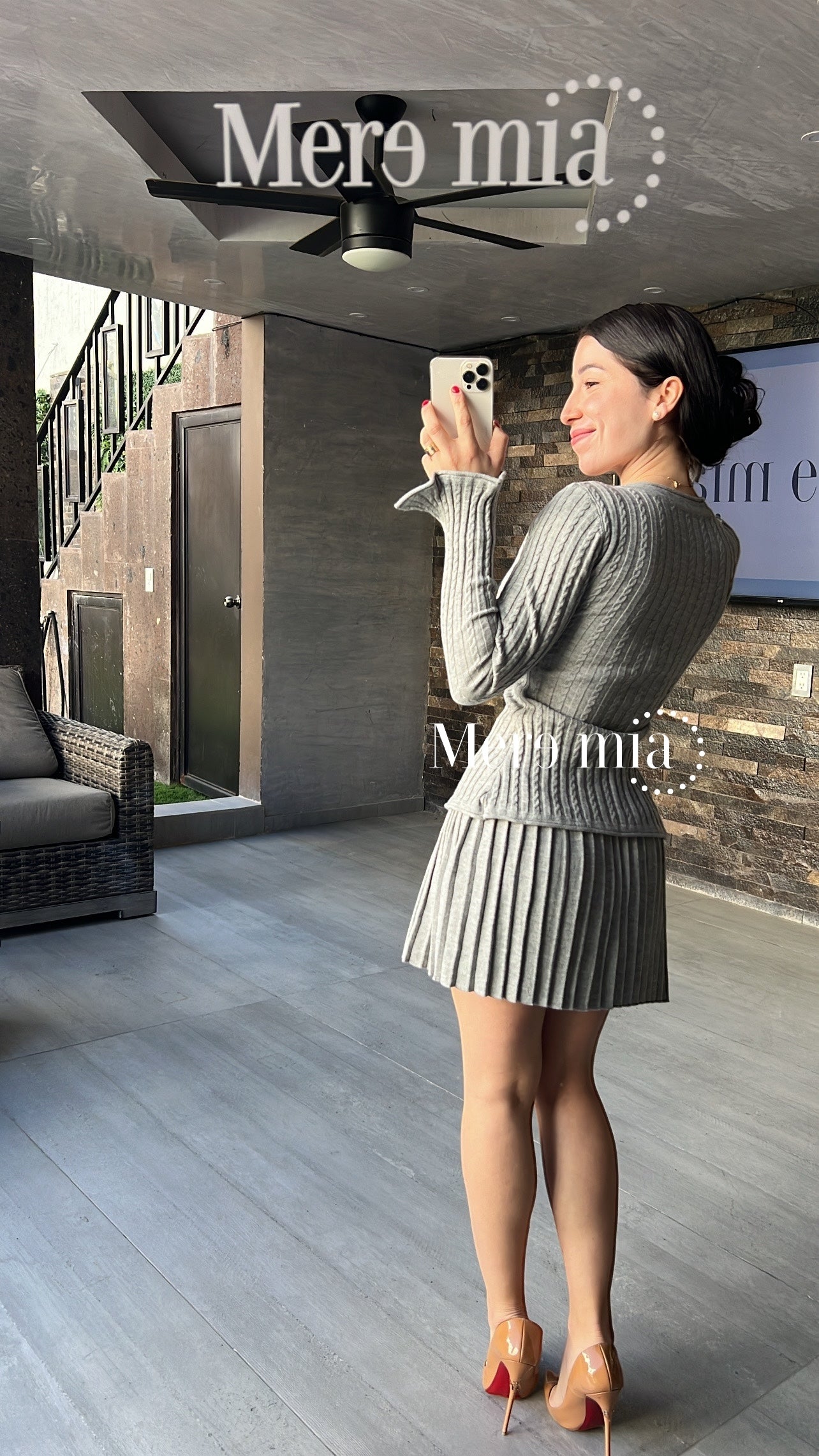 Conjunto gris rayado botones