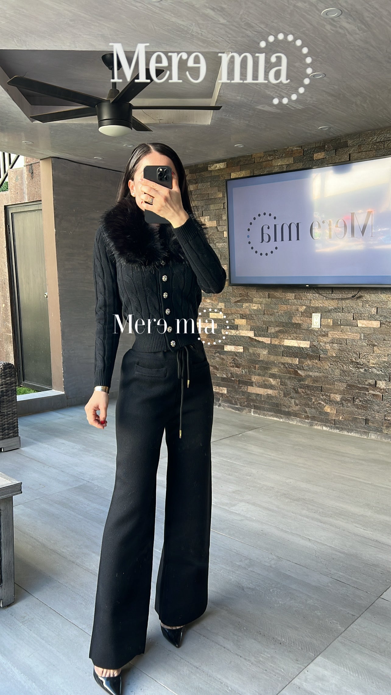 Conjunto pantalón cuello peluche