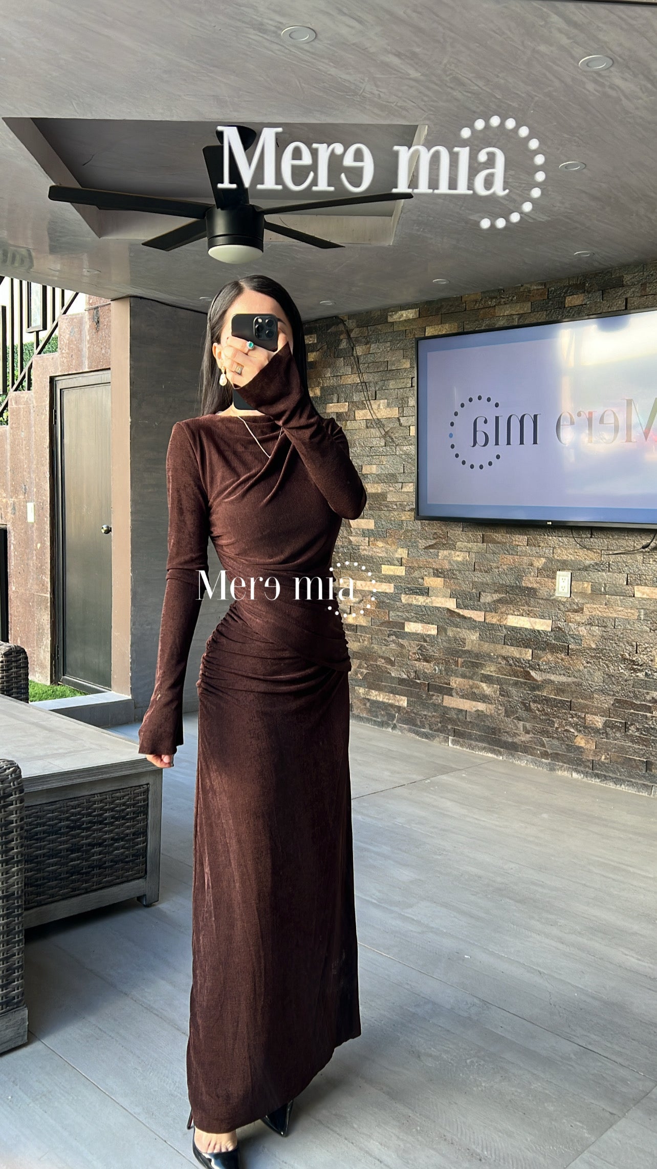 Vestido plisado hoyo