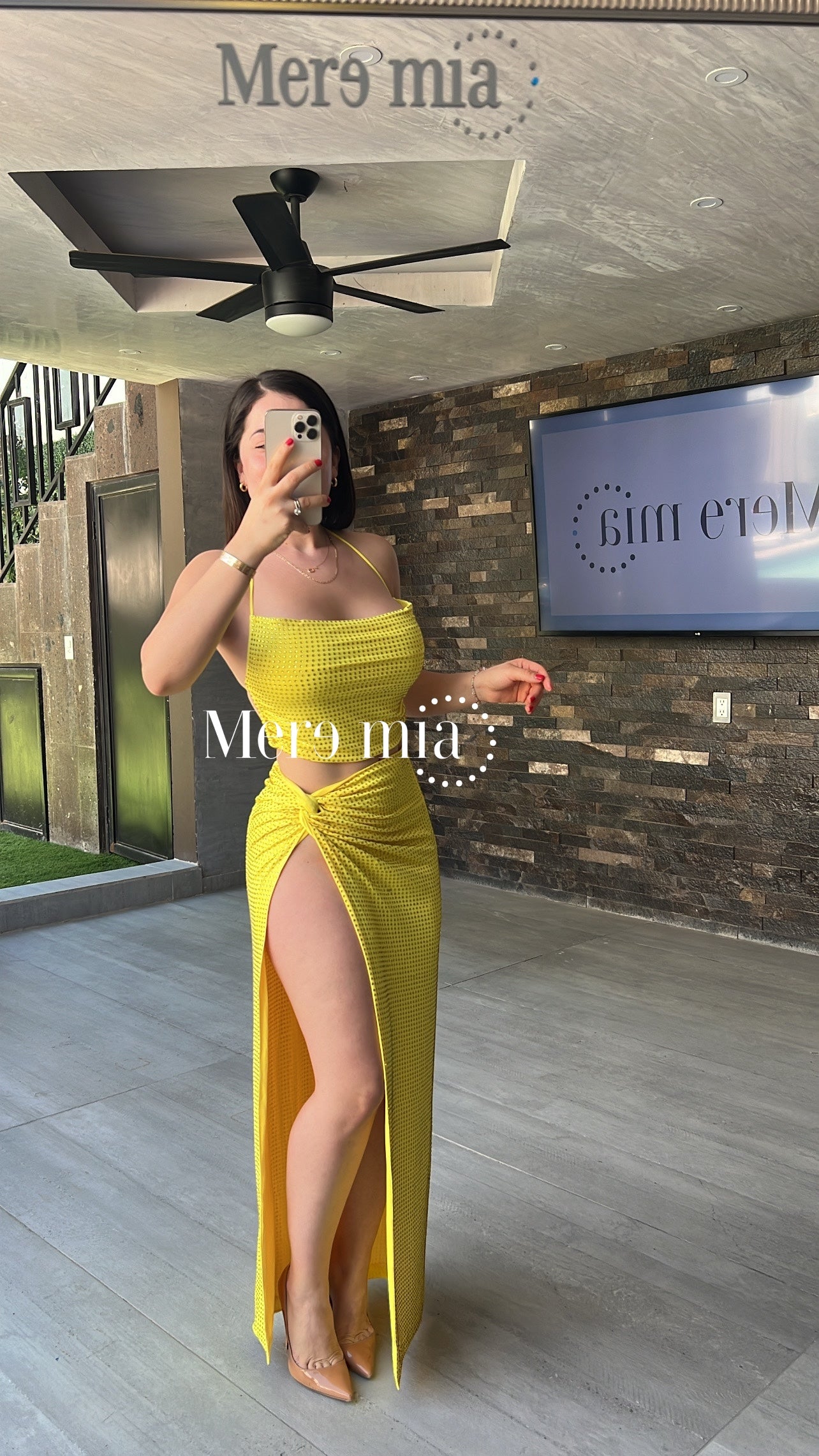 Conjunto amarillo puntos