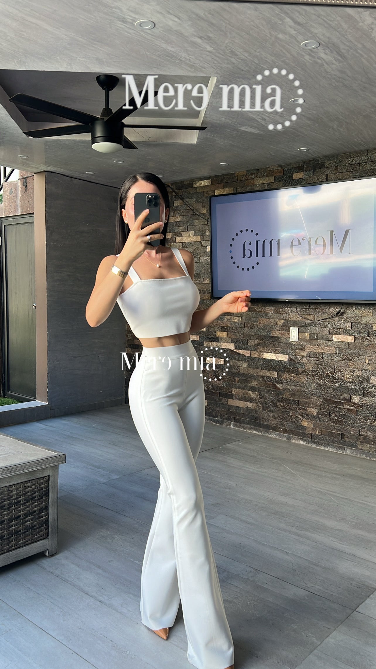 Pantalón acampanado blanco