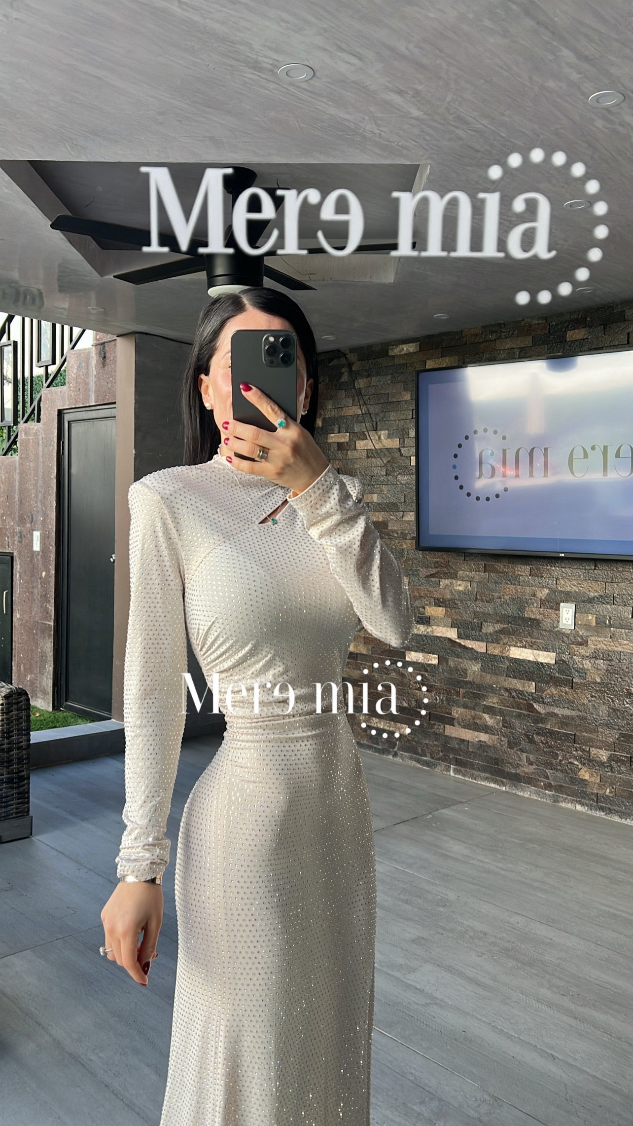 Vestido puntos hoyo plisado