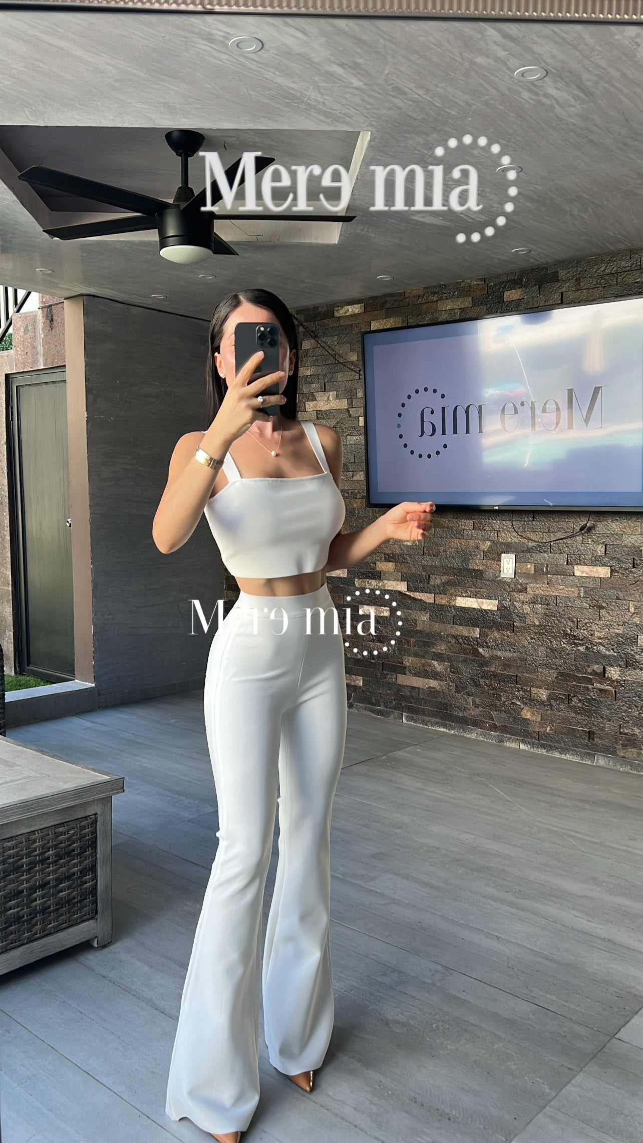 Pantalón acampanado blanco