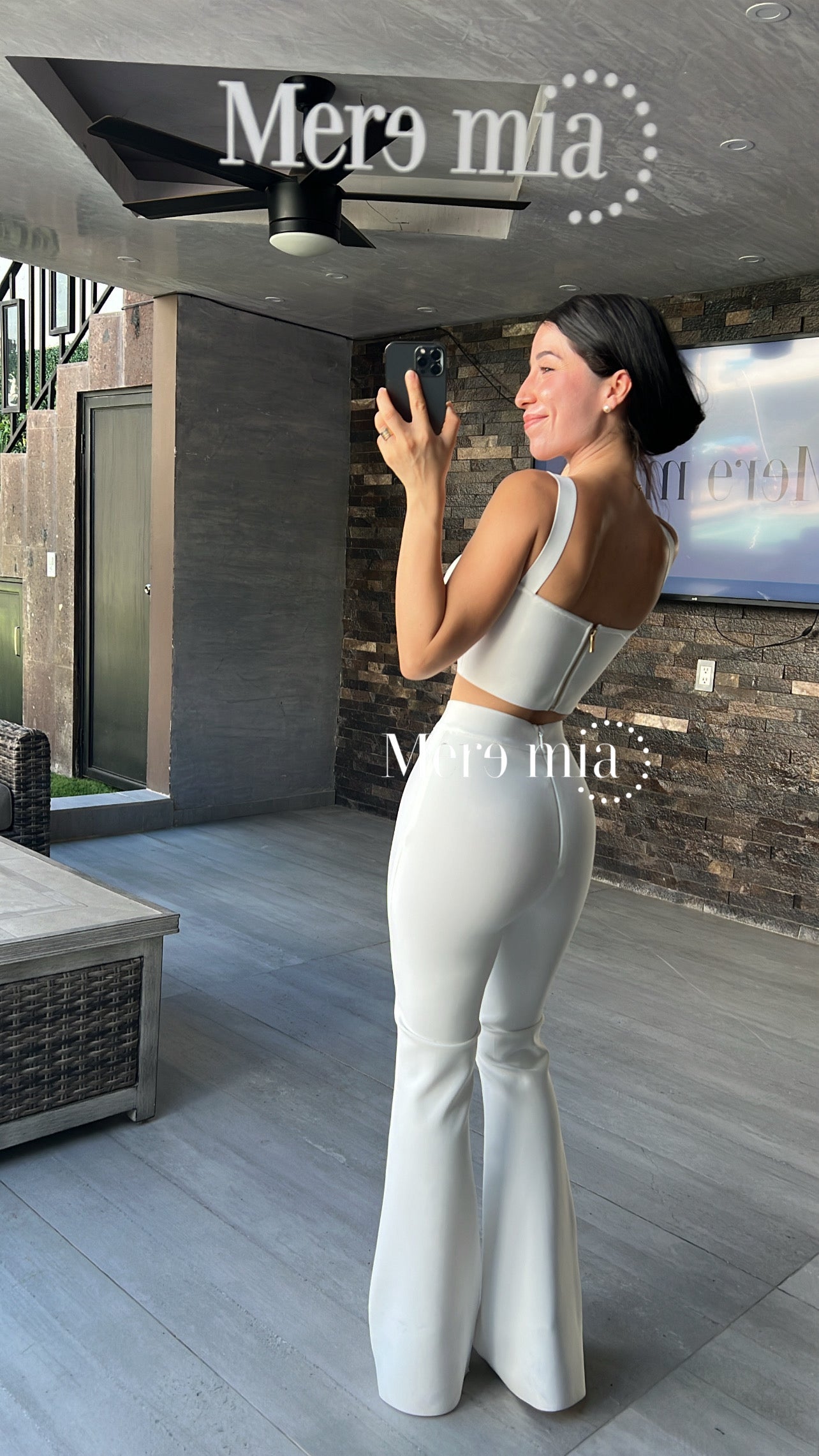 Pantalón acampanado blanco