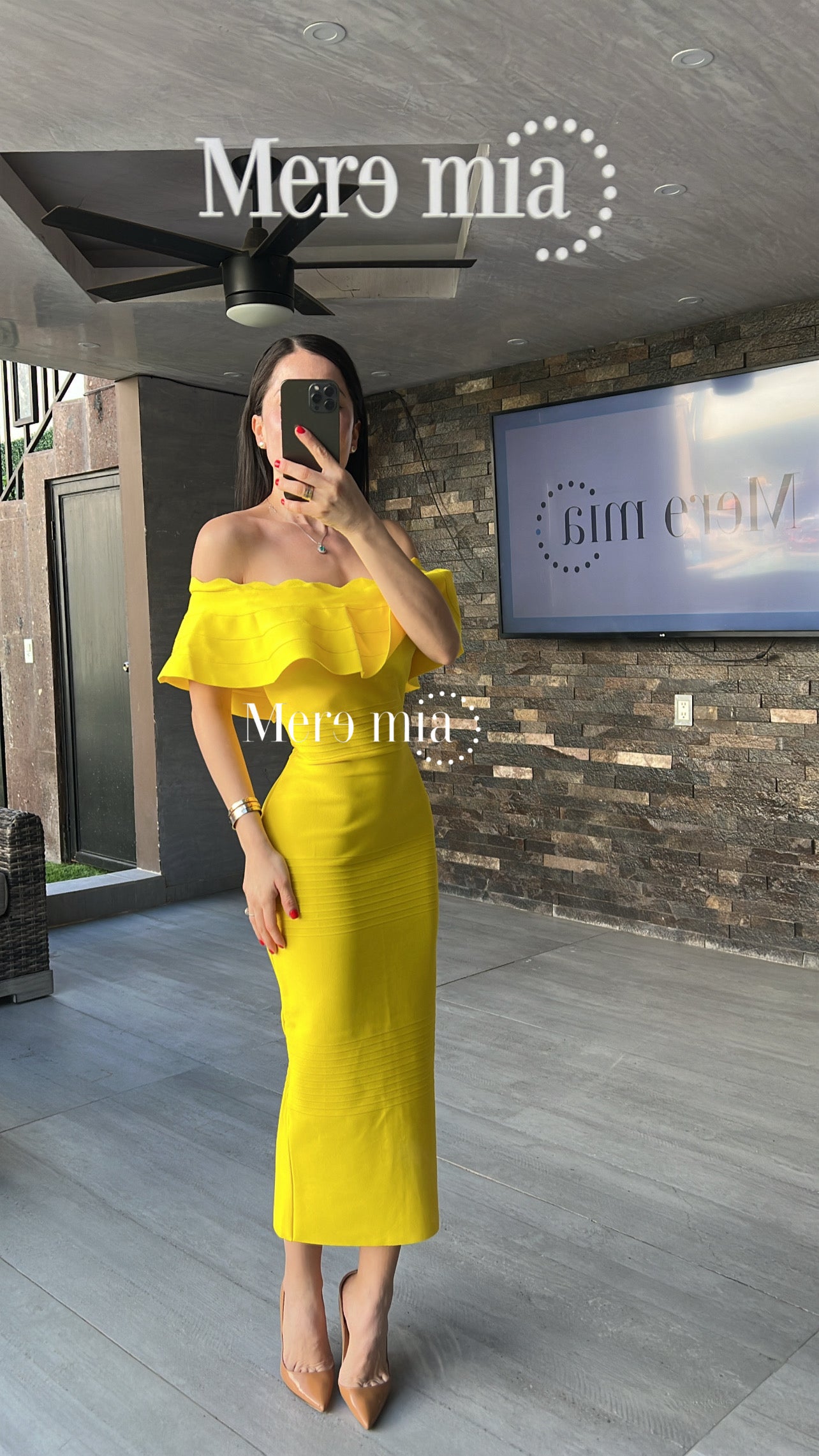 Vestido olan Ruff hombros