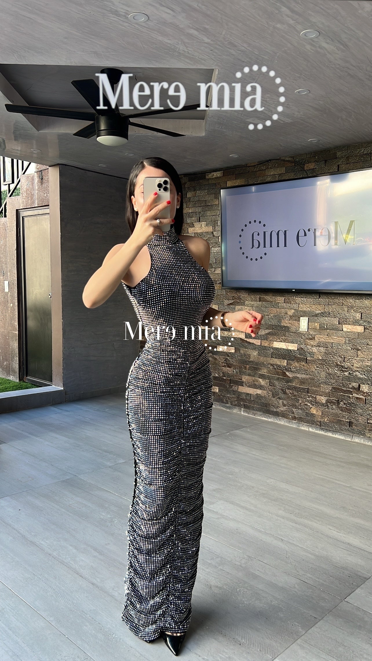 Vestido negro puntos plisado