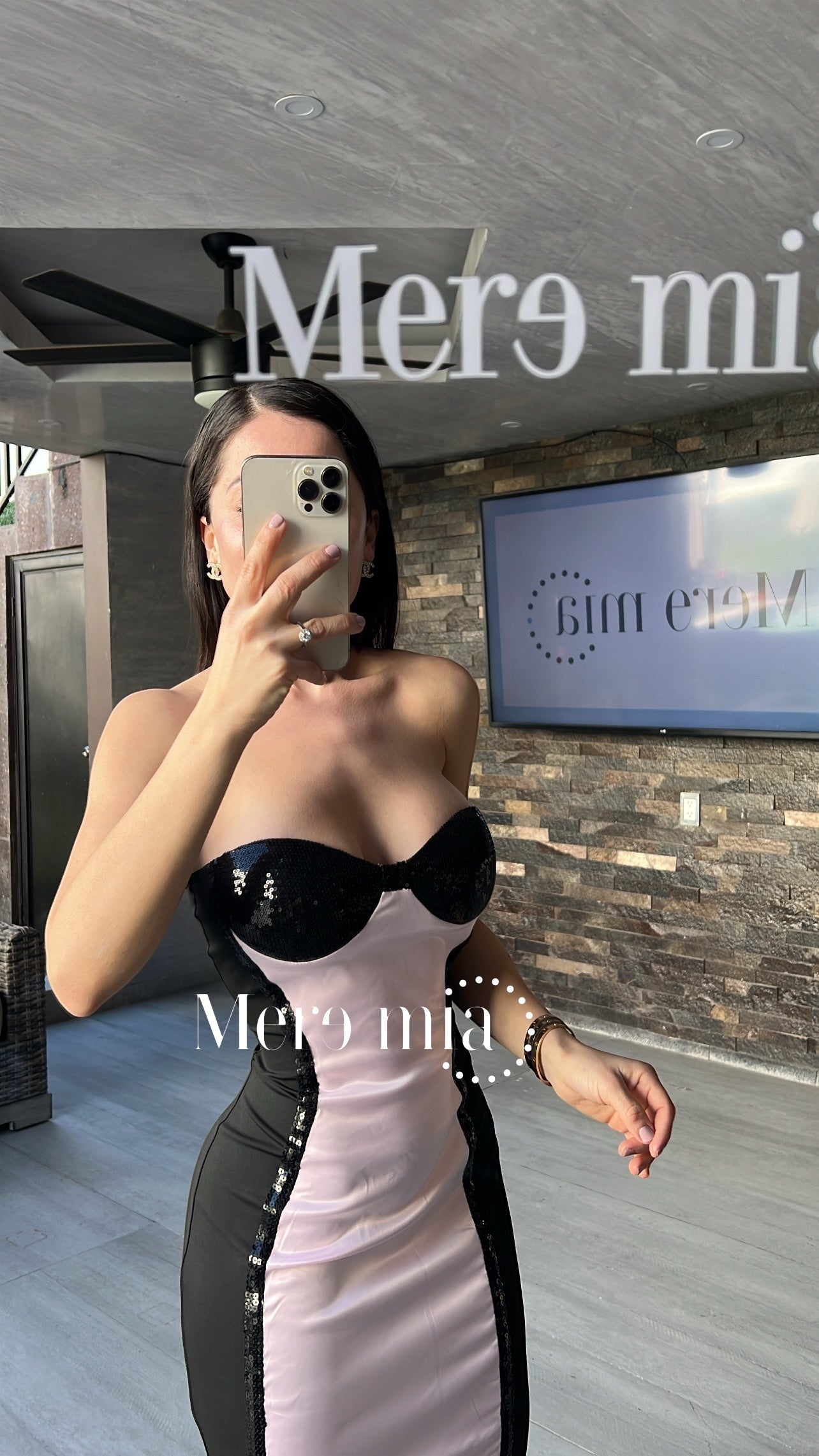 Vestido negro rosa copas