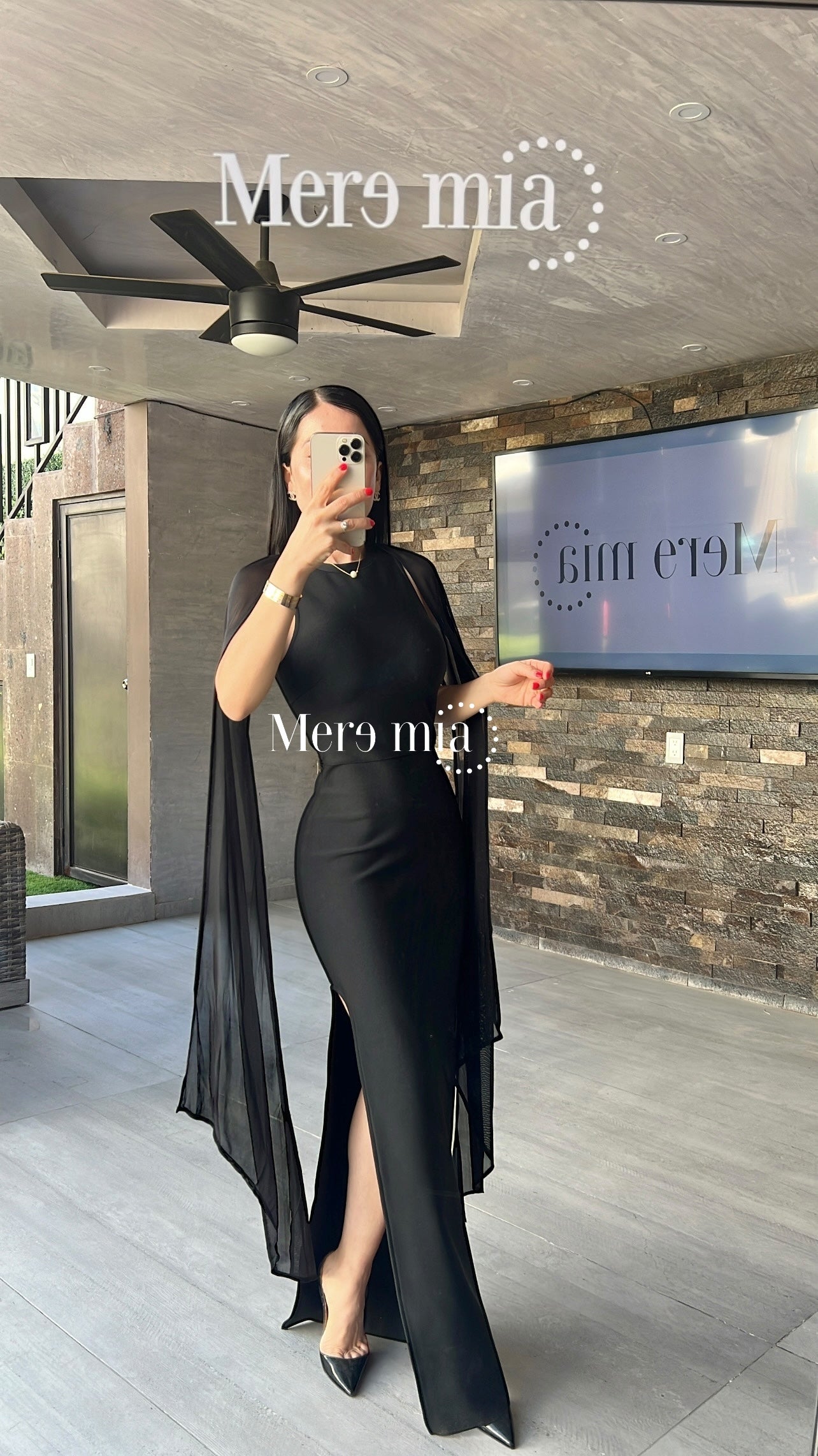 Vestido negro mangas