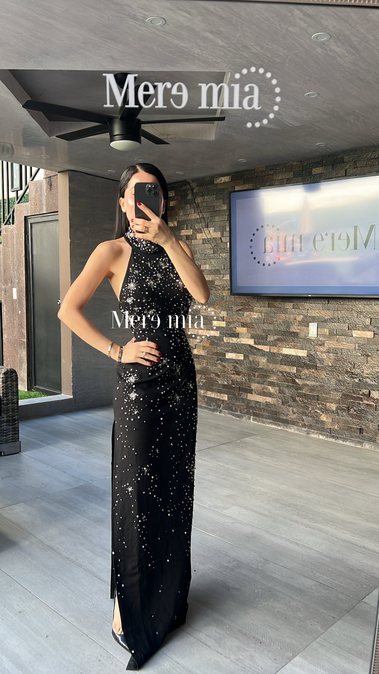 Vestido cuello brillante