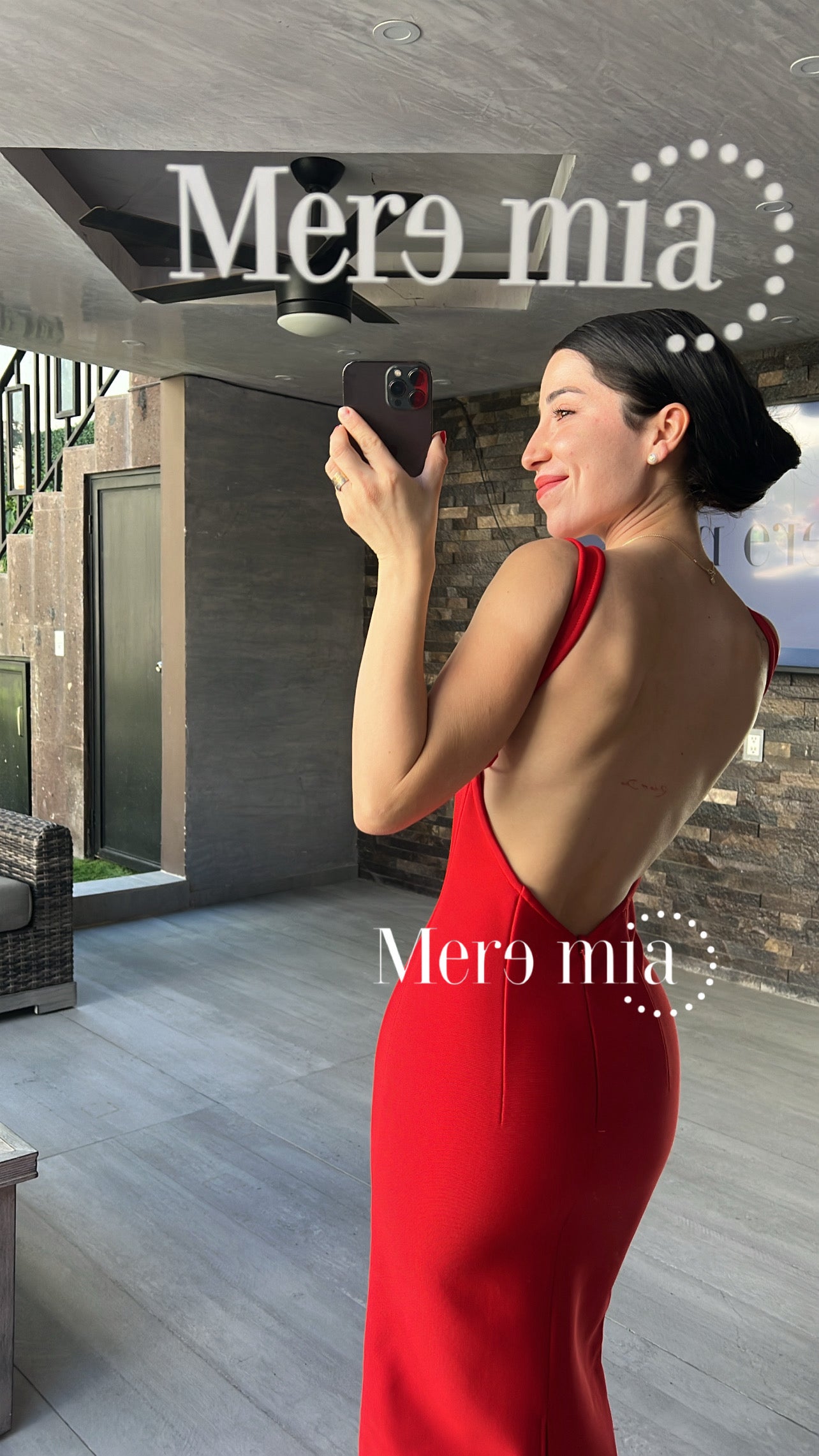 Vestido rojo escote v