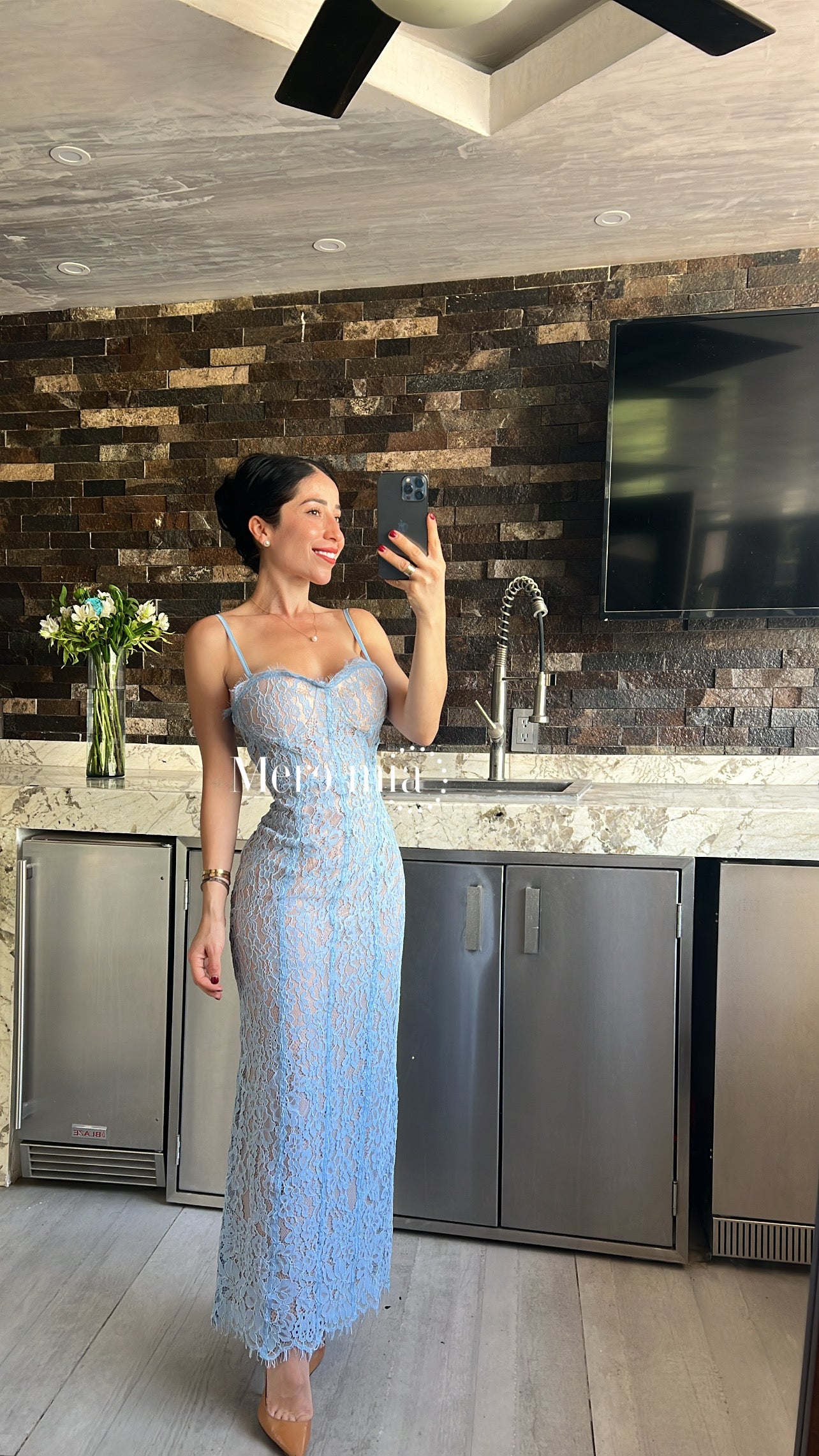 Vestido encaje midi