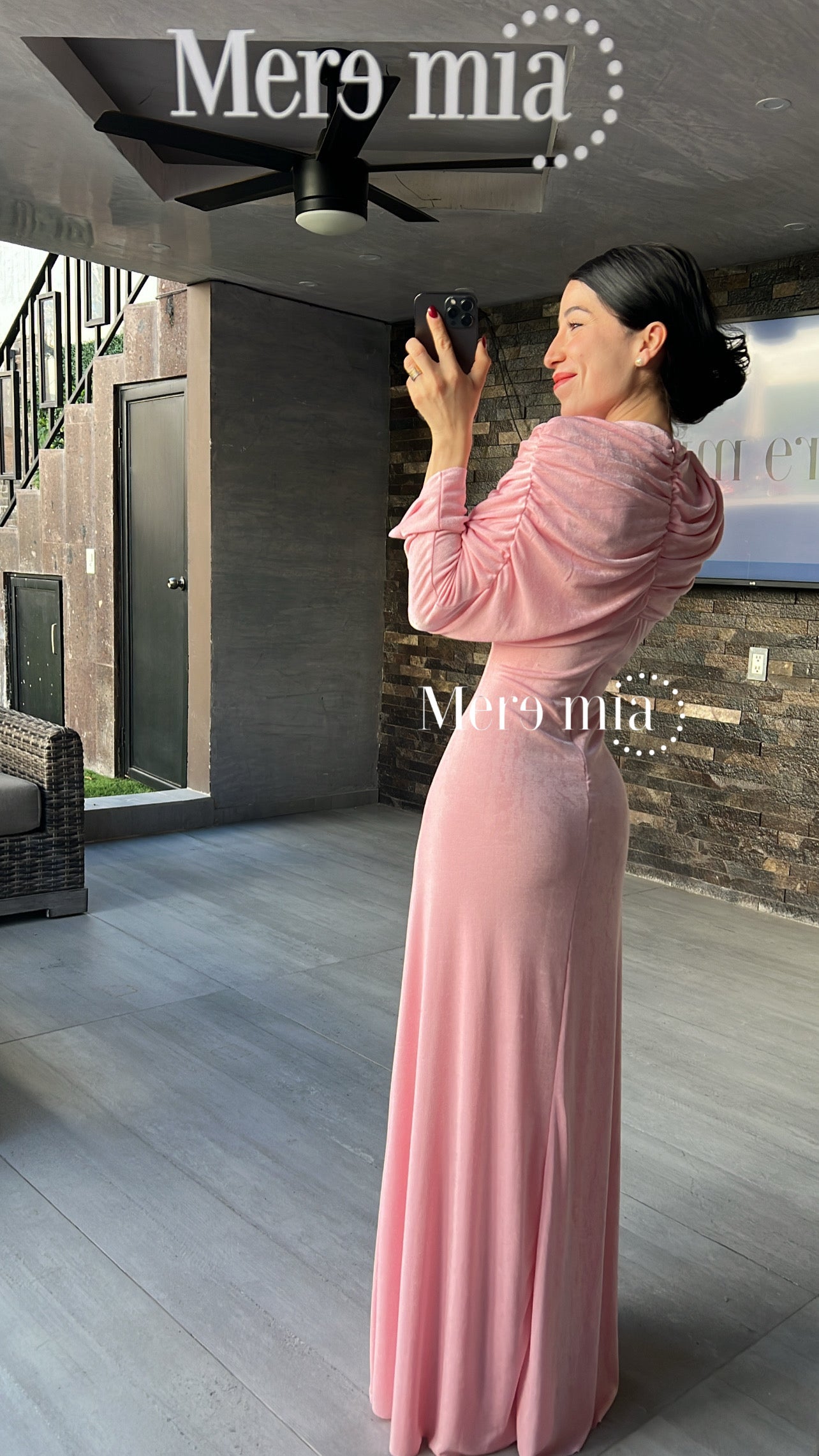 Vestido rosa plisado nudo