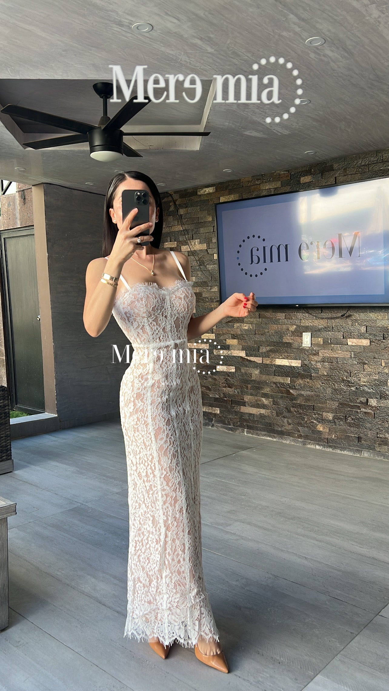 Vestido encaje midi