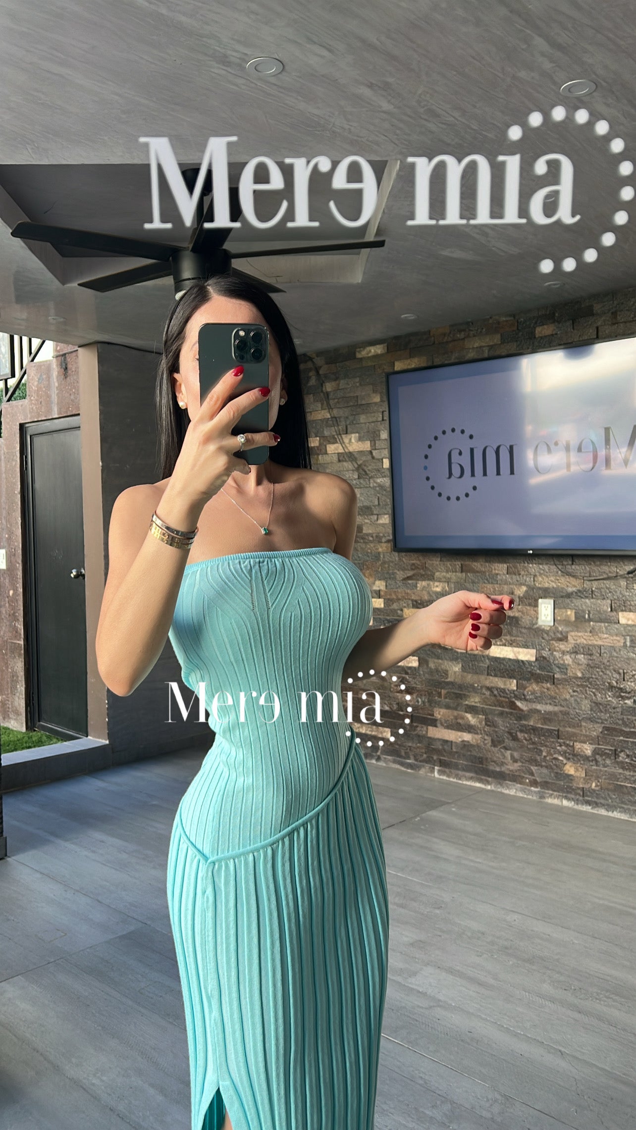 Vestido Aqua liso rayas